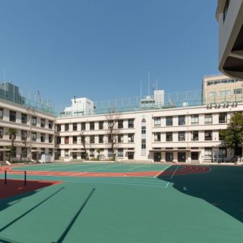 校庭